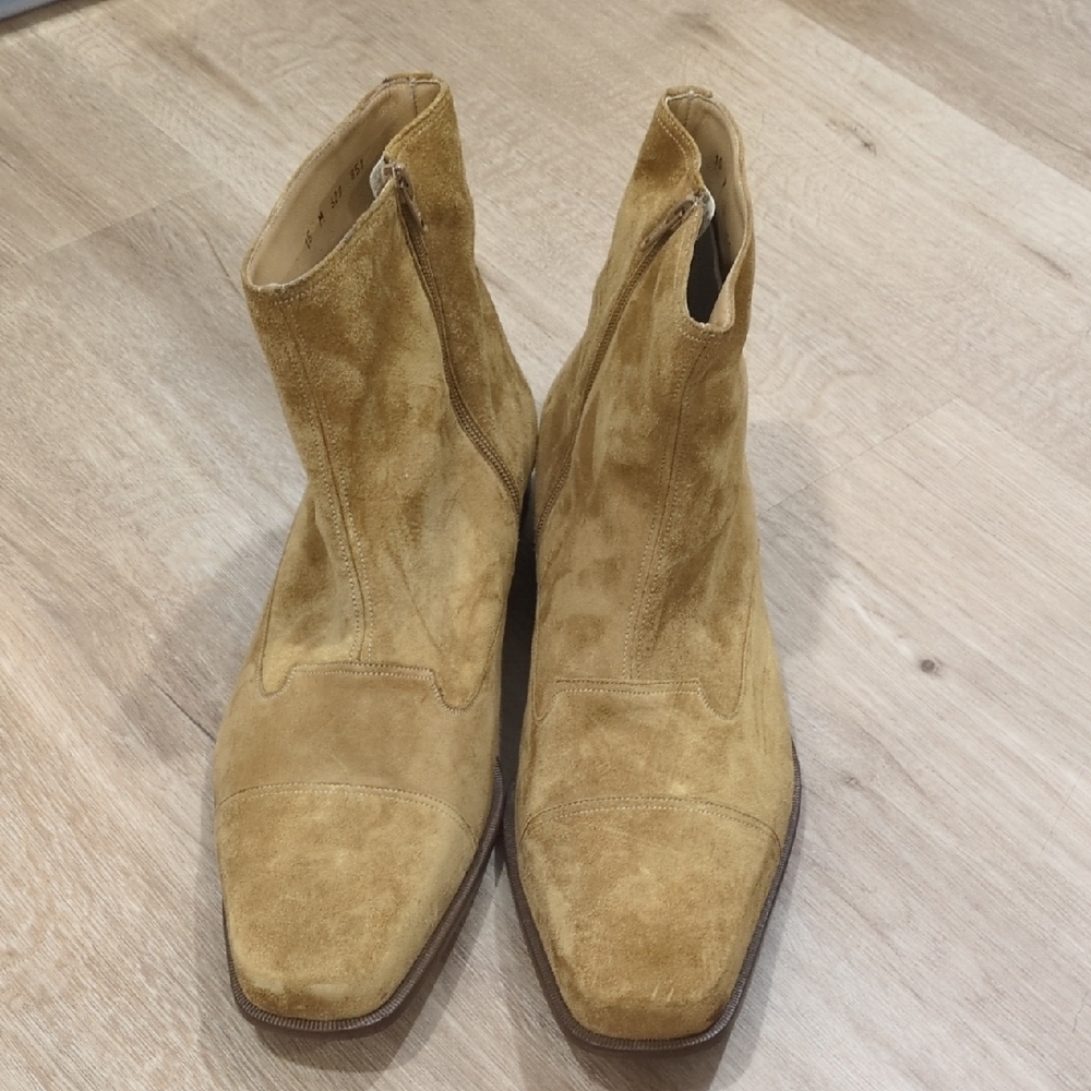 Mezlan Tan Suede Boots